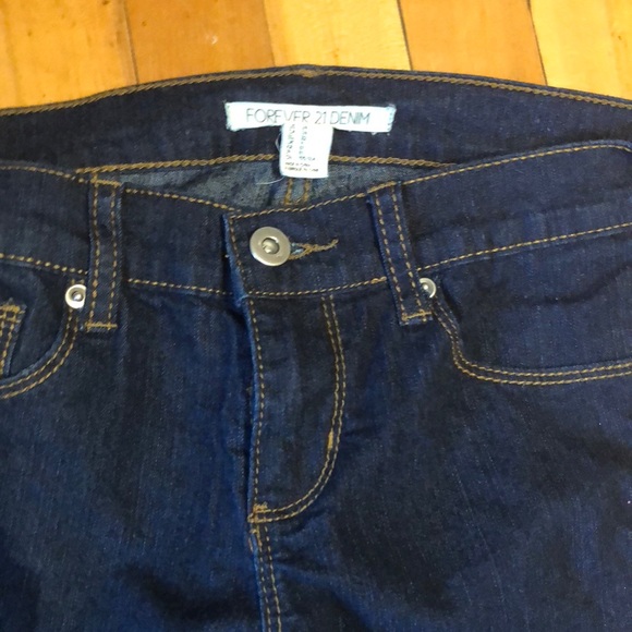Classic Dark Denim Jeans - Picture 4 of 7